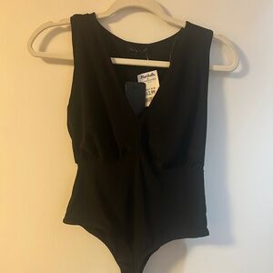 Black sleeveless bodysuit NWT M